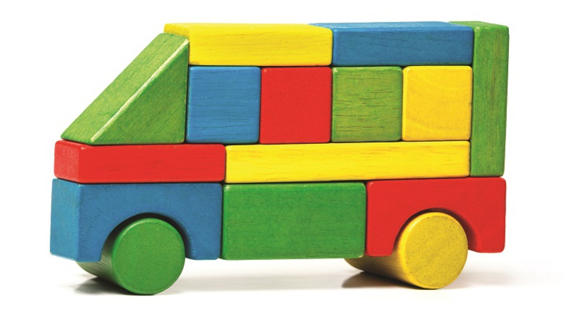 Fahrzeug aus Bauklötzen Fahrzeug aus Bauklötzen