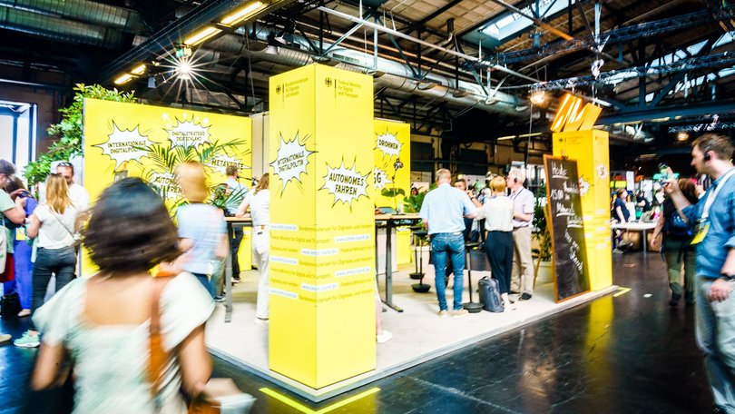 Der Messestand auf der republica vom 5.6. bis zum 7.6.2023 Der Messestand auf der republica vom 5.6. bis zum 7.6.2023