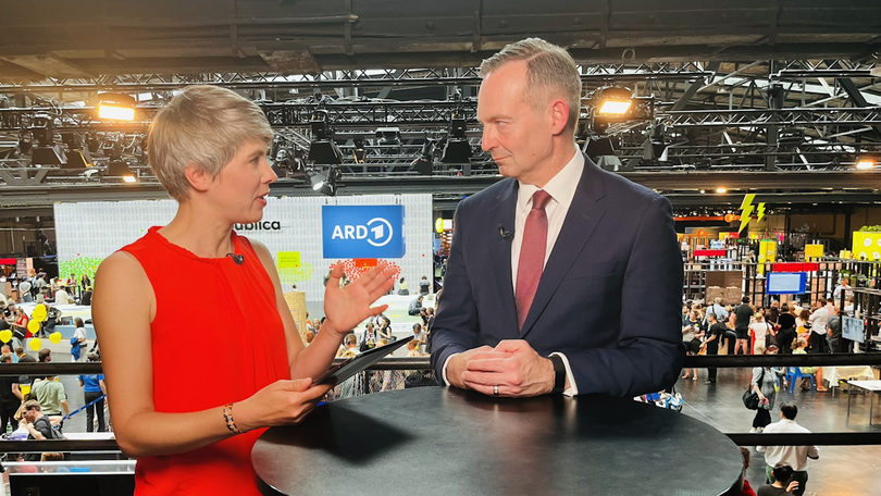 Das BMDV auf der republica vom 5.6. bis zum 7.6.2023. Volker Wissing im Gespräch mit der Tagesschau24 Das BMDV auf der republica vom 5.6. bis zum 7.6.2023. Volker Wissing im Gespräch mit der Tagesschau24